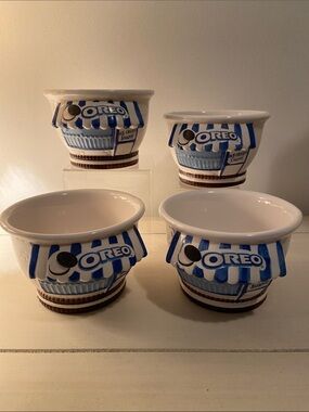 Vintage Oreo Cookie Ice Cream Shoppe Sundae Dessert Bowls Set of 4 Blue White